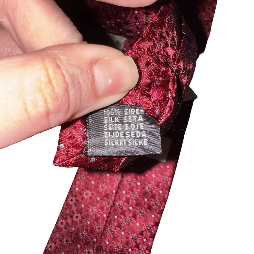 Cape Cod Neckwear Men's 100% Silk Tie ~ Red‎ ~ Floral ~ NEW MSRP: $49.50